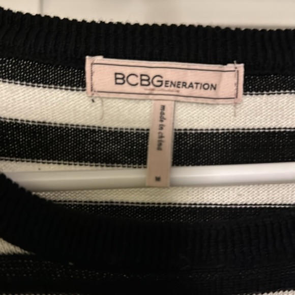 BCBG “Bella” striped sweater size M - Picture 3 of 3